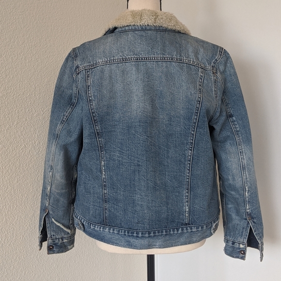 Lucky Brand Denim Sherpa Trucker Jacket Medium. - Picture 4 of 4